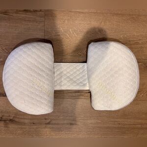 Babybub maternity pillow